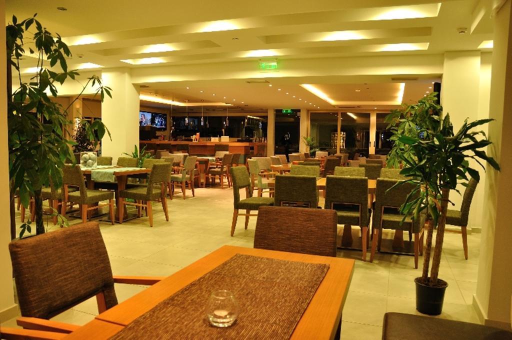 Corfu Mare Hotel -Adults Only Bagian luar foto